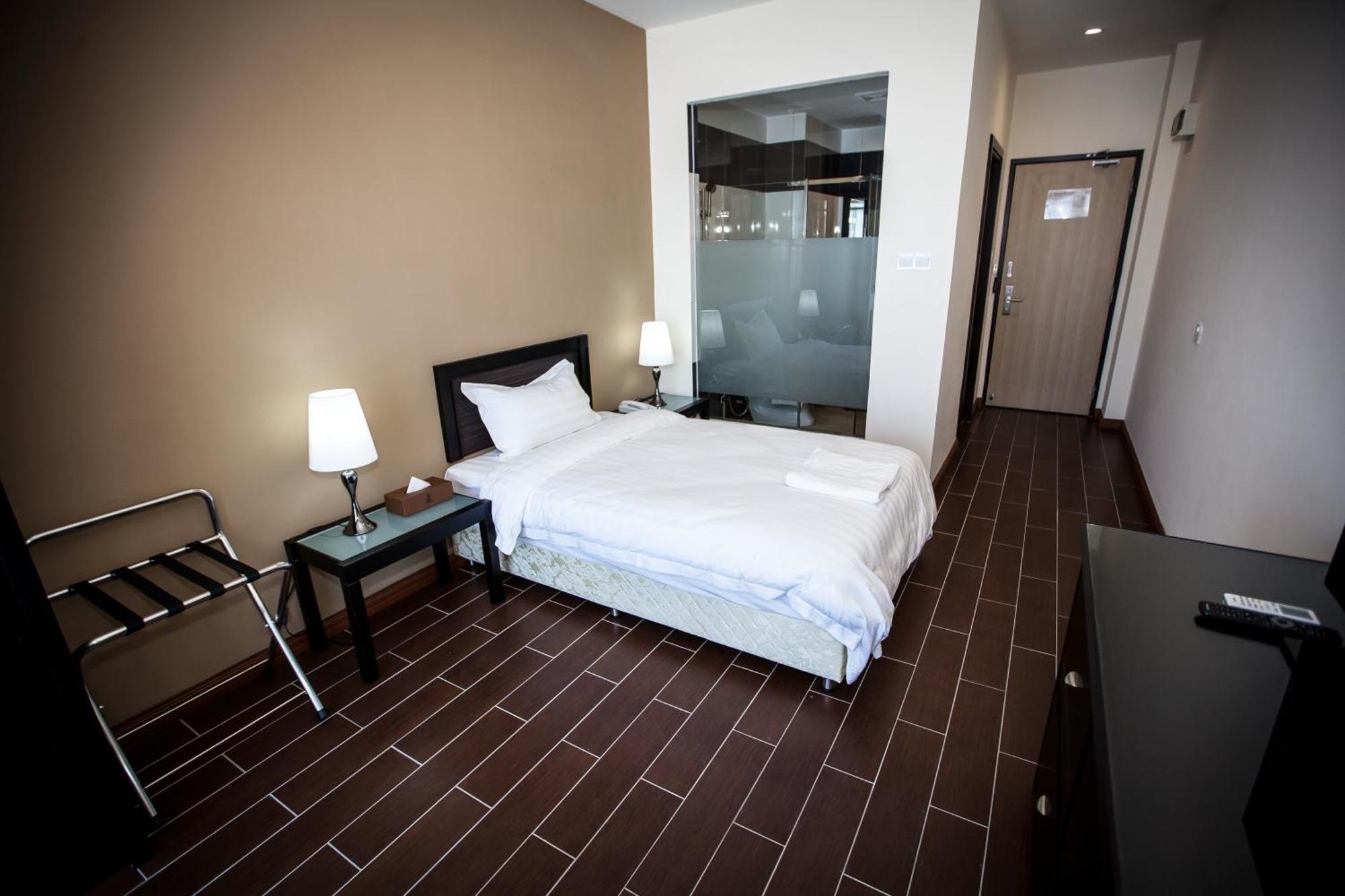 Putatan Platinum Hotel Kota Kinabalu Phòng bức ảnh