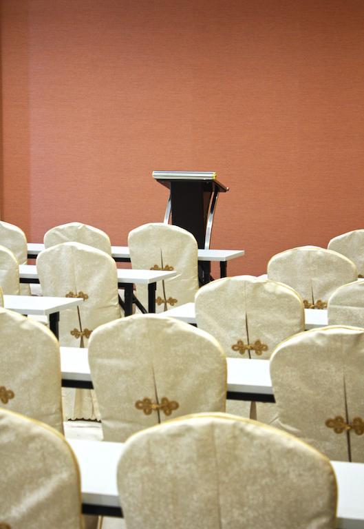 Putatan Platinum Hotel Kota Kinabalu Ngoại thất bức ảnh