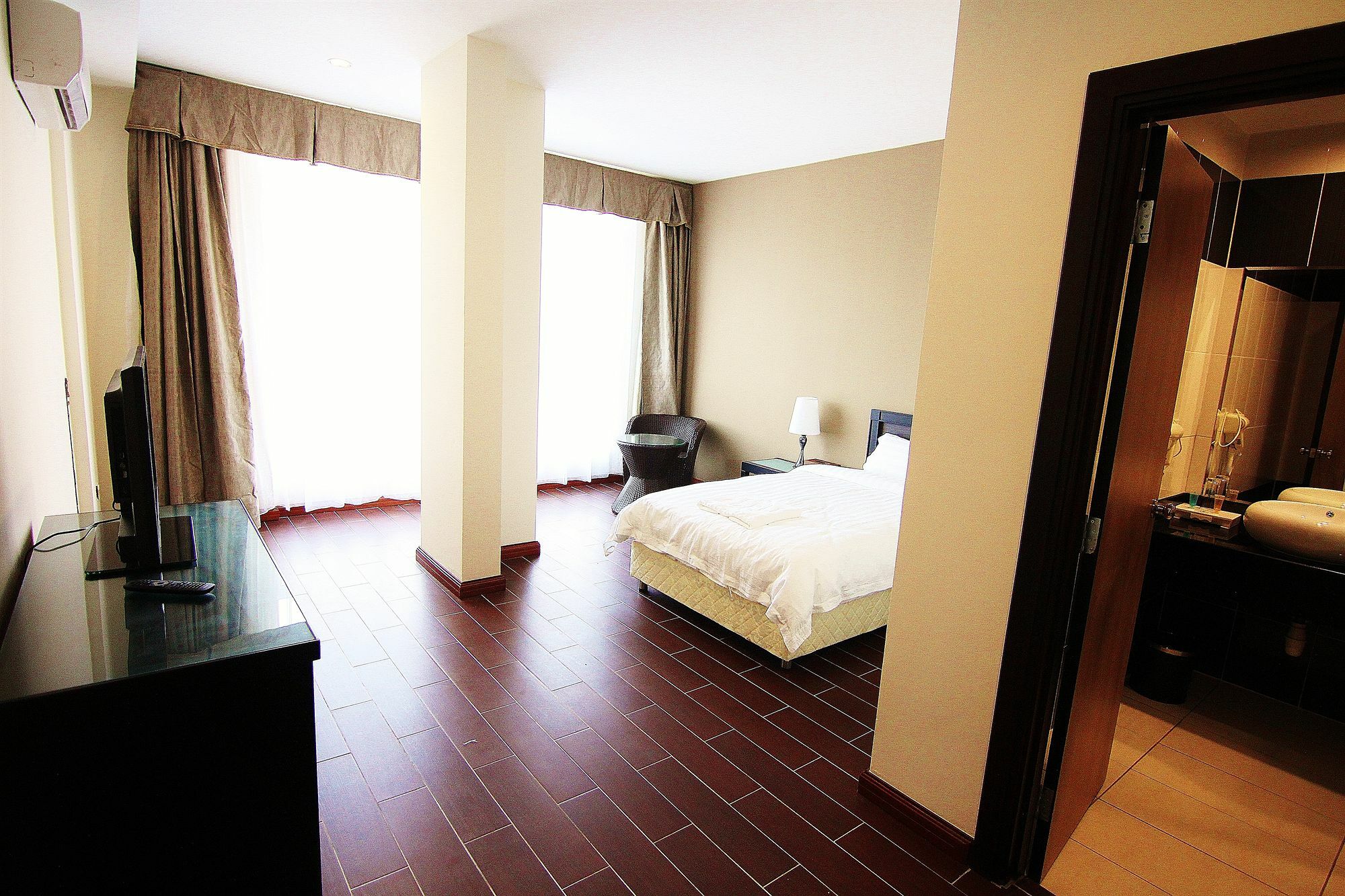 Putatan Platinum Hotel Kota Kinabalu Ngoại thất bức ảnh